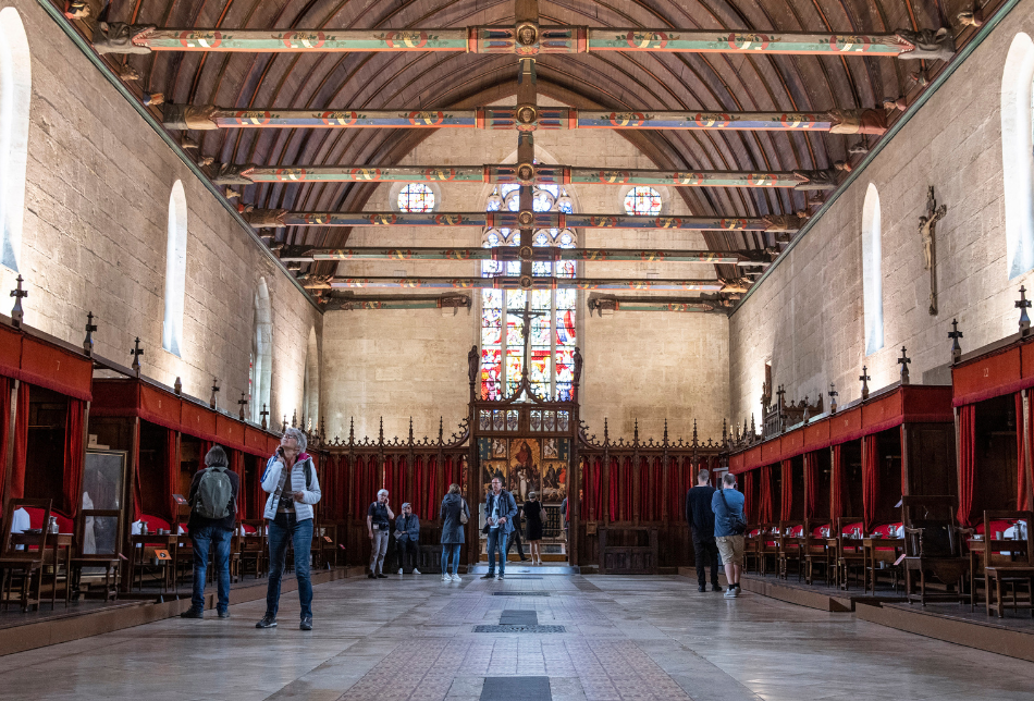 h-tel-dieu-hospices-civils-de-beaune-1636-resize-salle-des-p-vres-david-cesbron-257 h-tel-dieu-hospices-civils-de-beaune-1636-resize-salle-des-p-vres-david-cesbron-257