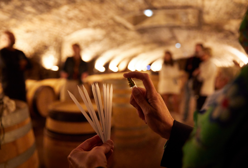 hotel-dieu-des-hospices-civils-de-beaune-aromes-des-caves-julien-piffaut-png-492