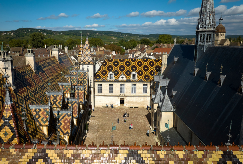 hotel-dieu-hospices-civils-de-beaune-vue-drone-studio-piffaut-243